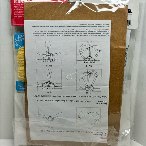 Rainbow Macrame Mandala KIT Bright Star Macrame Design Works Crafts NOS SEALED - Picture 3 of 5